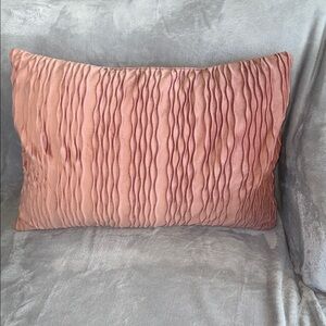 Set of 2 Pink Textured Chenille Throw Pillows  18x23in